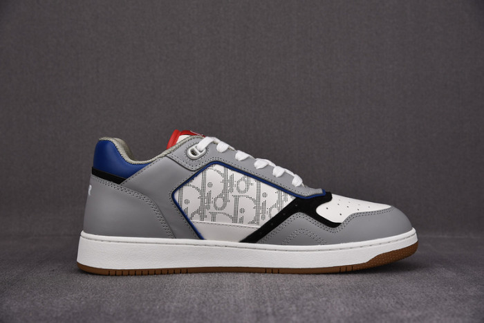 D10R B27 SNEAKERS