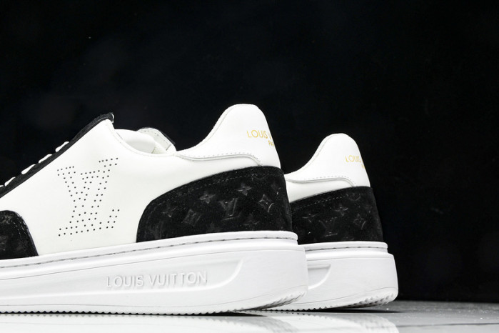 1V SNEAKERS 1V0425-101