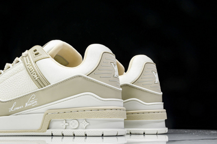 1V SNEAKERS 1V0425-027