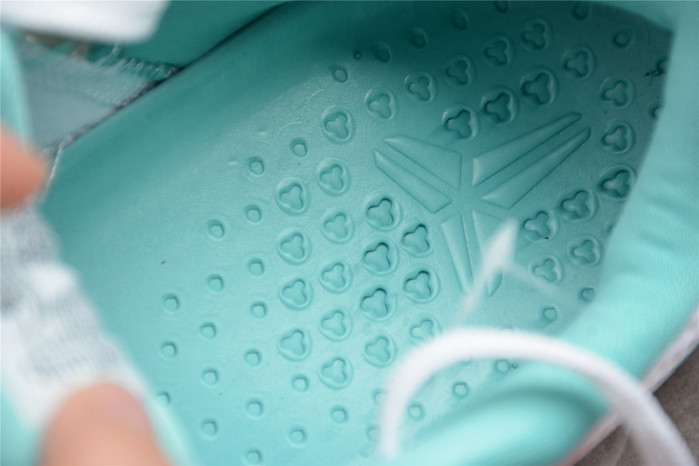 nike kobe 11 em low summer pack - 836183-103