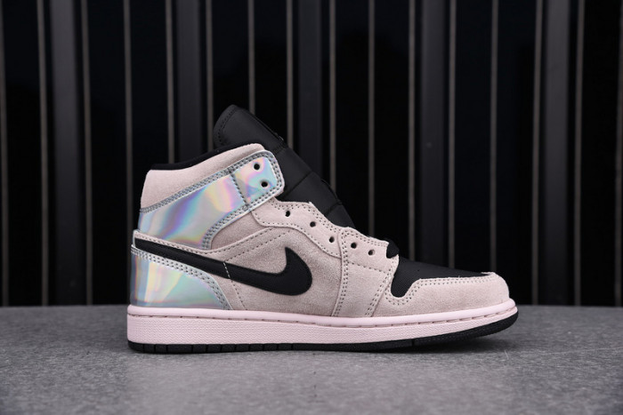wmns air jordan 1 mid 