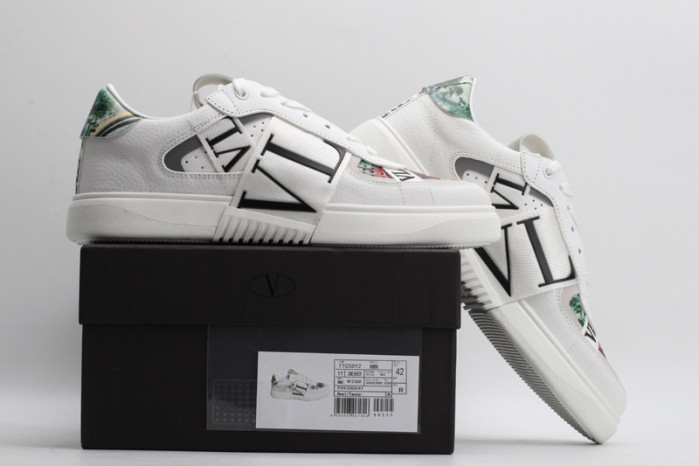 v*lentino sneakers va025-102