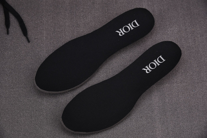 D10R B28 Sneakers Low Top