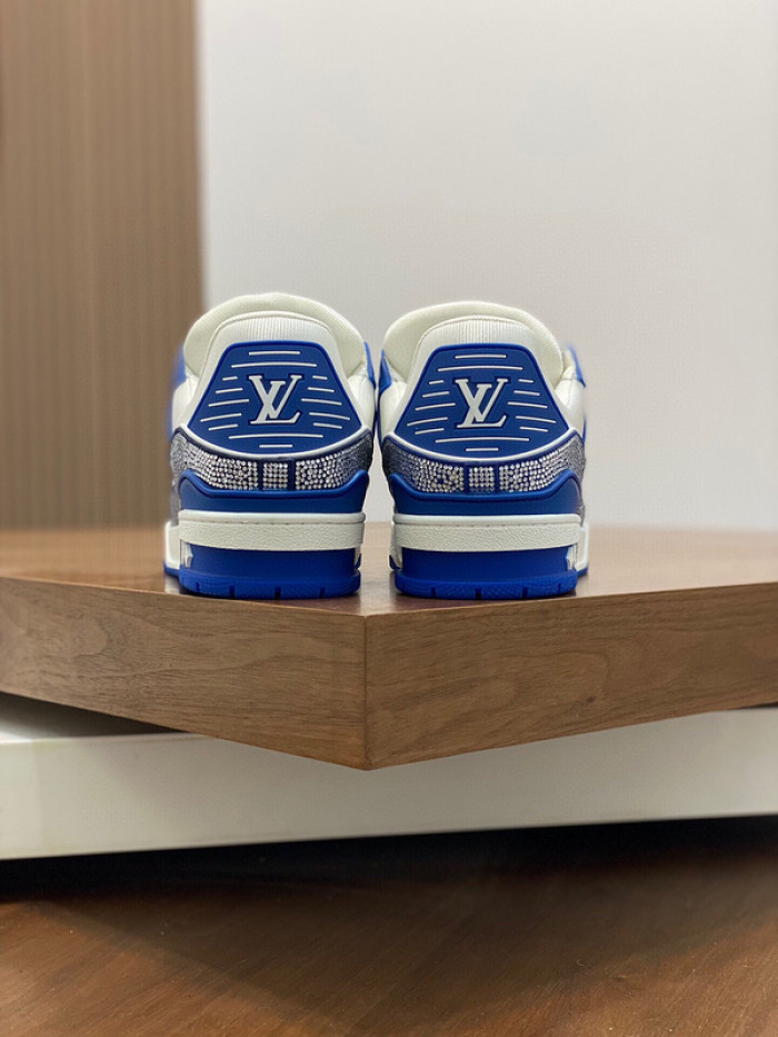 1V SNEAKERS 1V0425-023