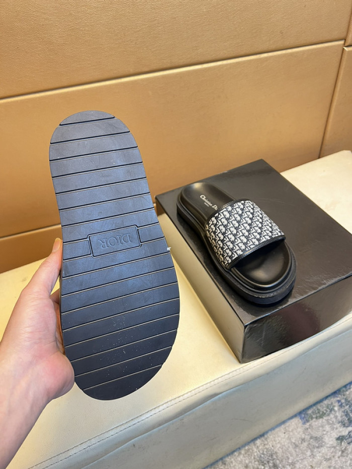 DIOR SLIPPERS DR258-017