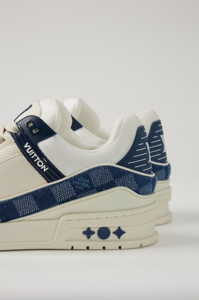 1V SNEAKERS 1V0425-046