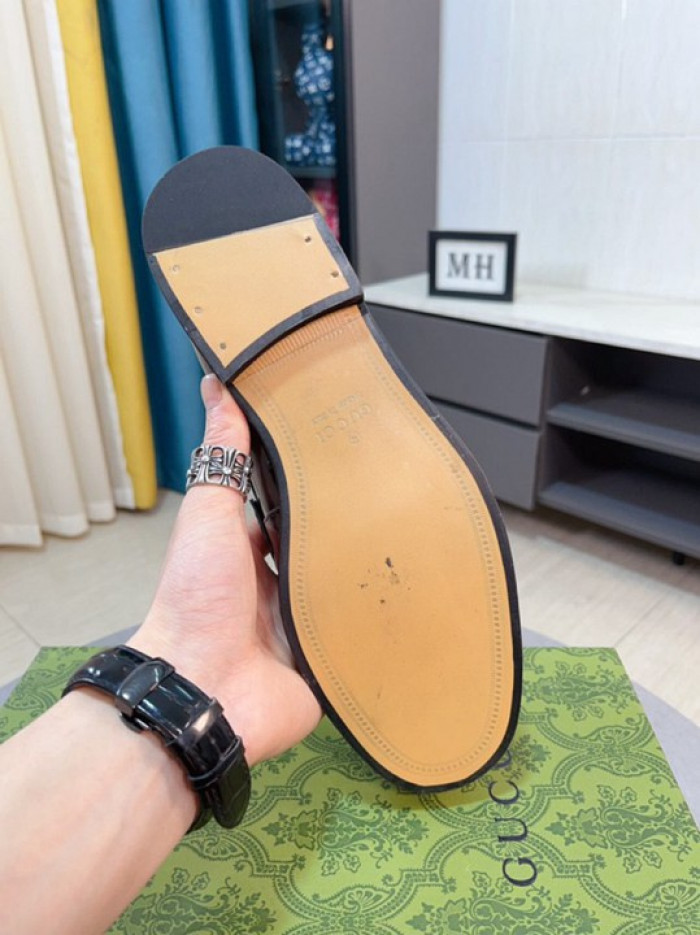 G*u*i1 loafers gu0613-077