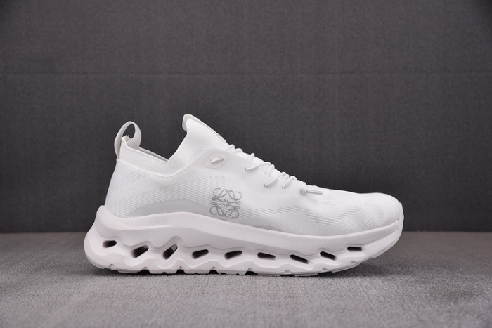 L0EWE SNEAKERS T0425-081