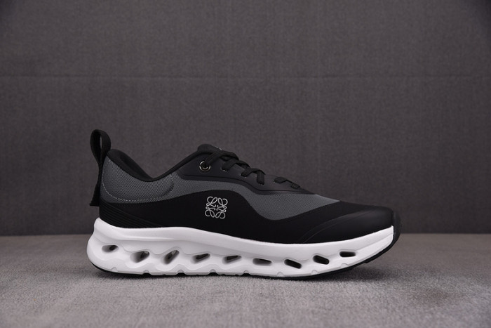 L0EWE SNEAKERS T0425-082