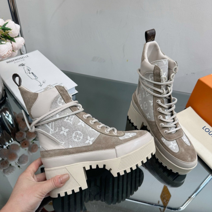 1V SNEAKERS 1V0425-217