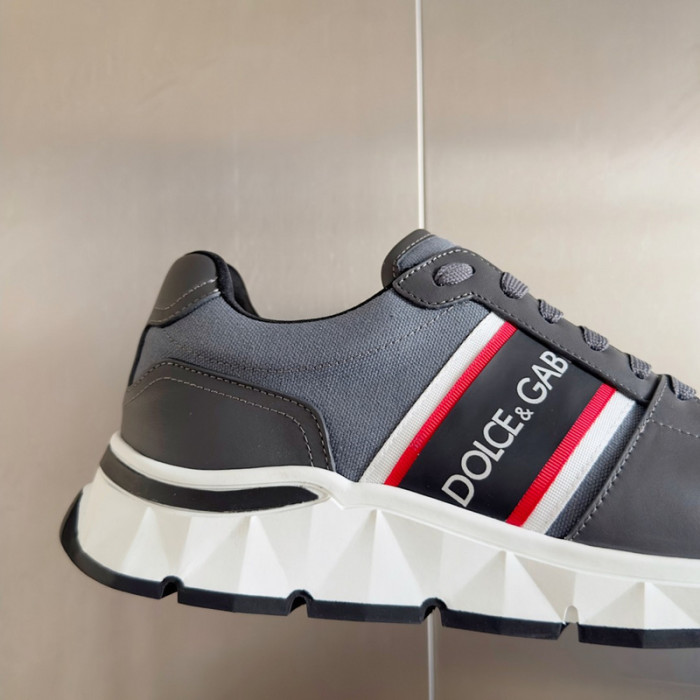 D.G. Sneakers DG210-199