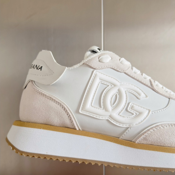 D.G. Sneakers DG210-226