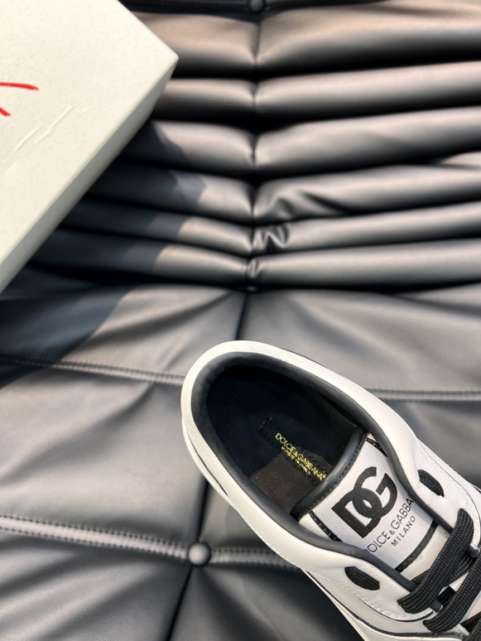 D.G. Sneakers DG210-247