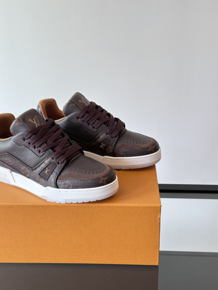 1V SNEAKERS 1V0425-212