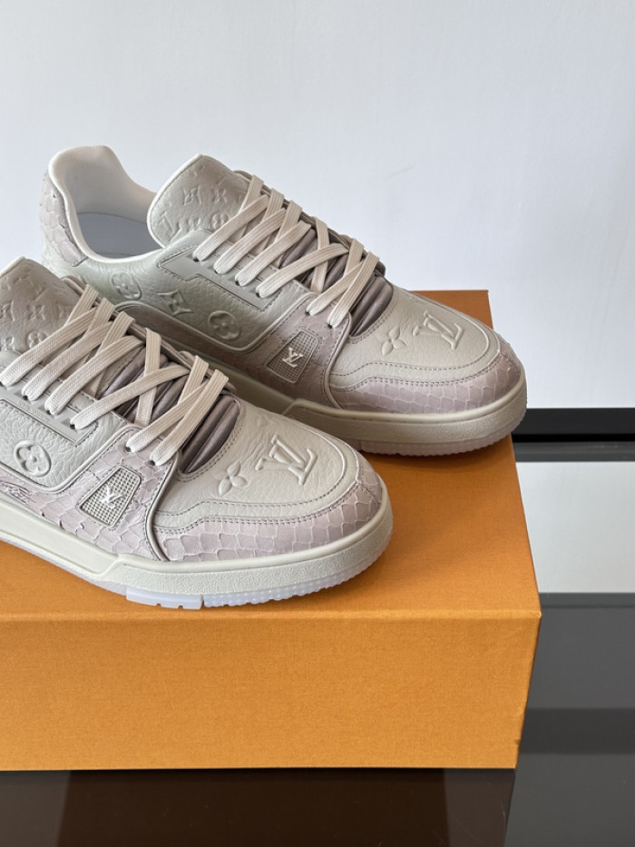 1V SNEAKERS 1V0425-213