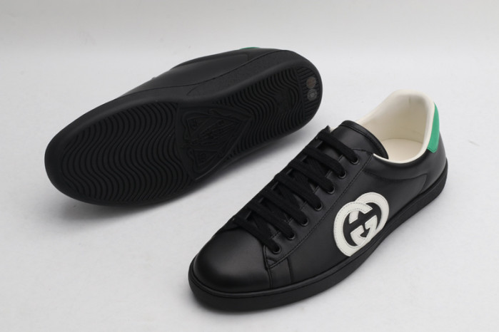 G*u*i low-top black ace interlocking g leather sneaker