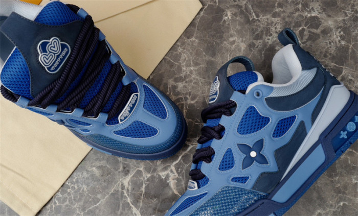 1V SNEAKERS 1V0425-042