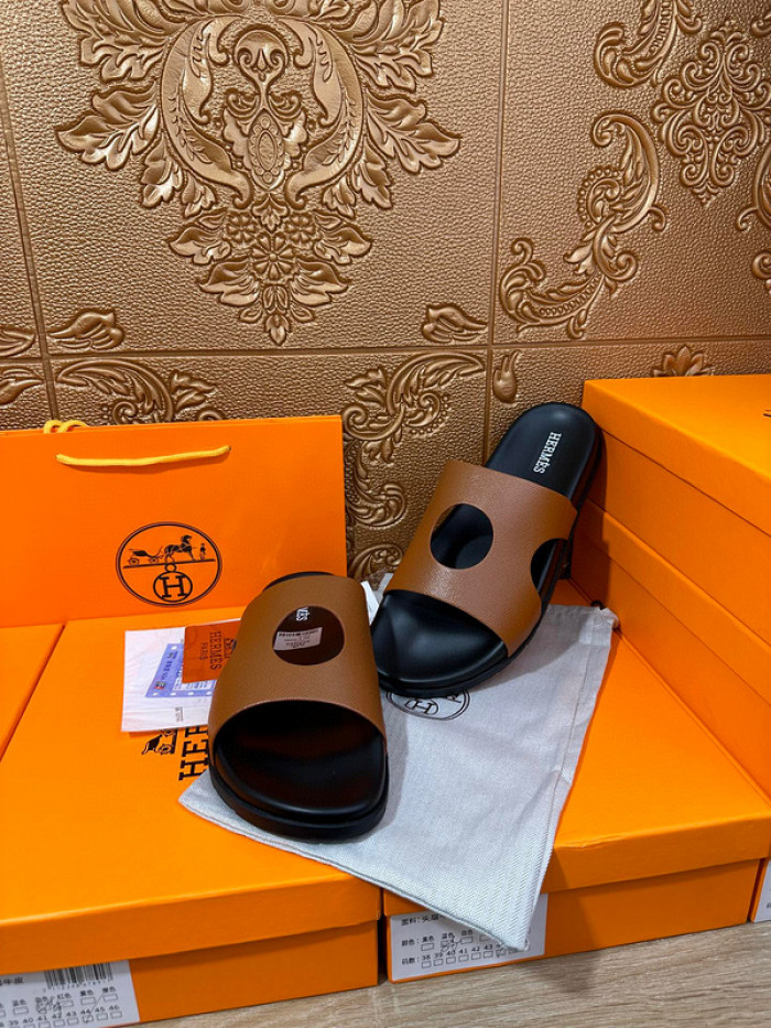 He*mes Slide CU526-2102