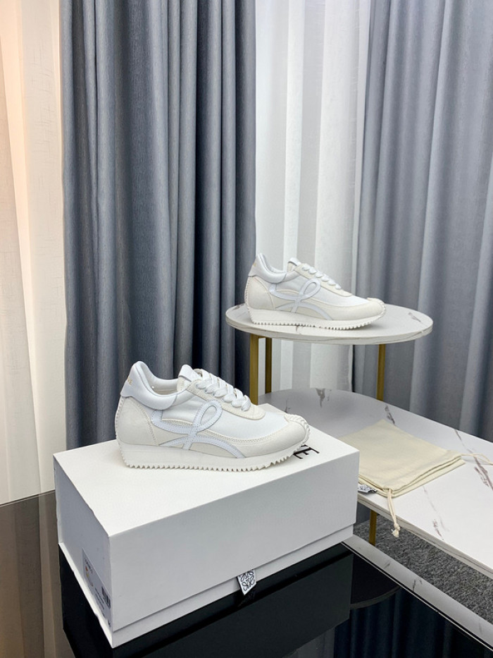 L0EWE SNEAKERS T0425-093