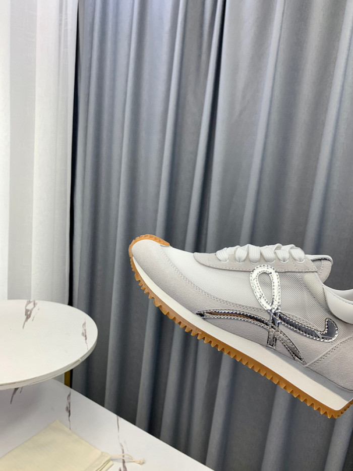 L0EWE SNEAKERS T0425-094