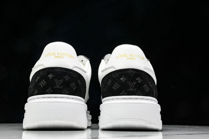 1V SNEAKERS 1V0425-101