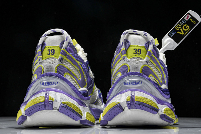 blcg runner sneaker w3rxp 9570