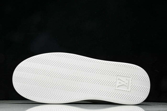 1V SNEAKERS 1V0425-102