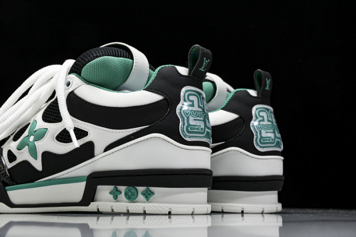 1V SNEAKERS 1V0425-066