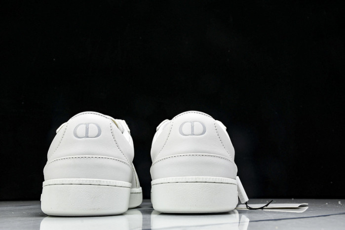 D10R SHOES B01 D896-166