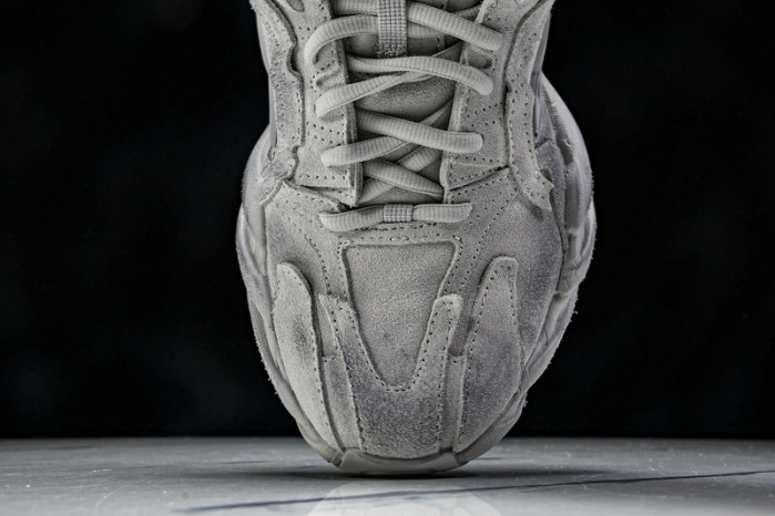 BLCG Sneaker 825418 WDWTS 1980