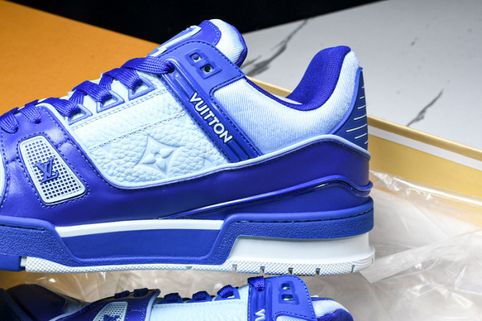 1V SNEAKERS 1V0425-186