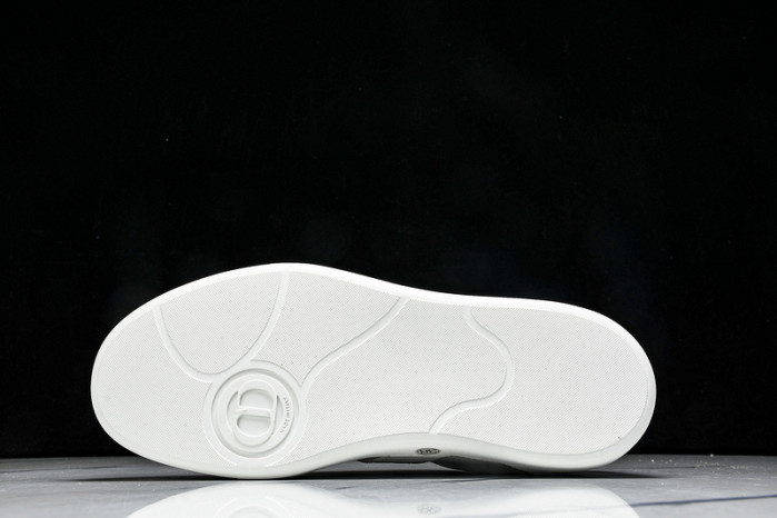 D10R SHOES B01 D896-166