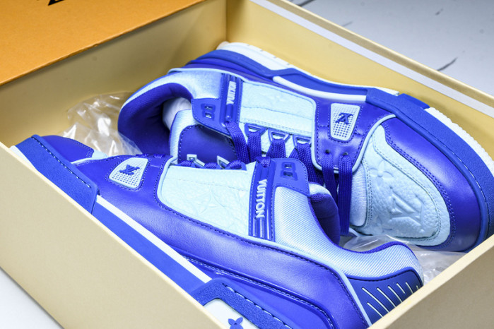 1V SNEAKERS 1V0425-186