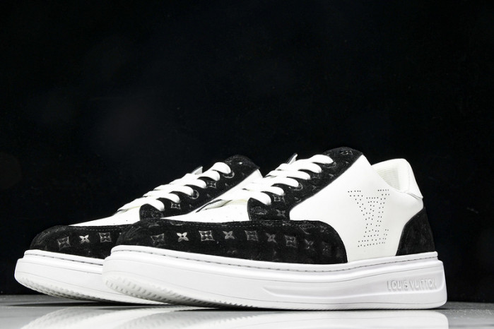 1V SNEAKERS 1V0425-101