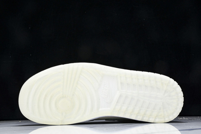 Air Jordan 1 Low SE Seafoam HF4078-100