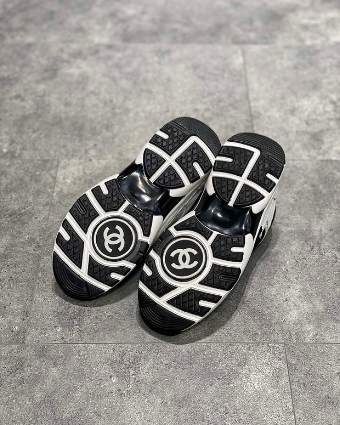 CHANE1 SNEAKER