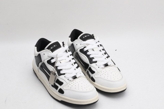 amir1 skelton top low sneaker