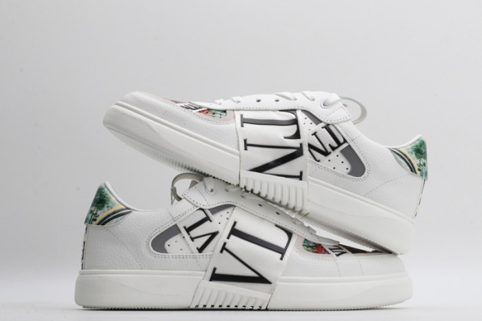 v*lentino sneakers va025-102