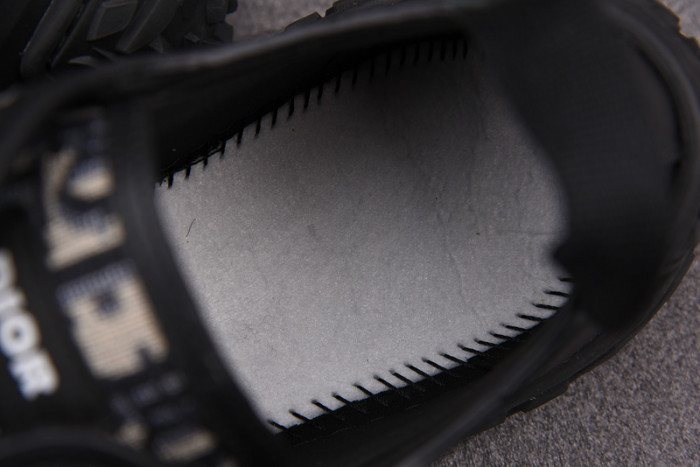 D10R B28 Sneakers Low Top