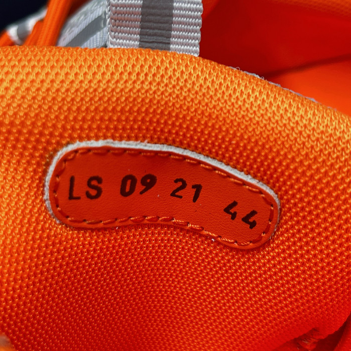 d10r b22 trainer sneaker 002-2541