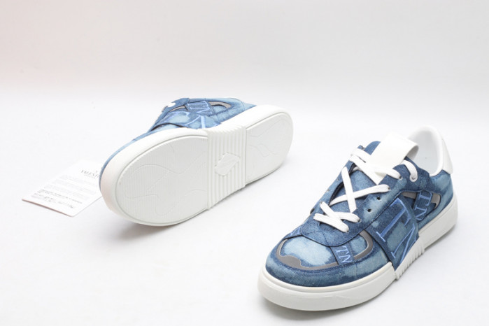 v*lentino sneakers va1085-222