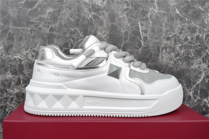 v*lentino sneakers va1085-227