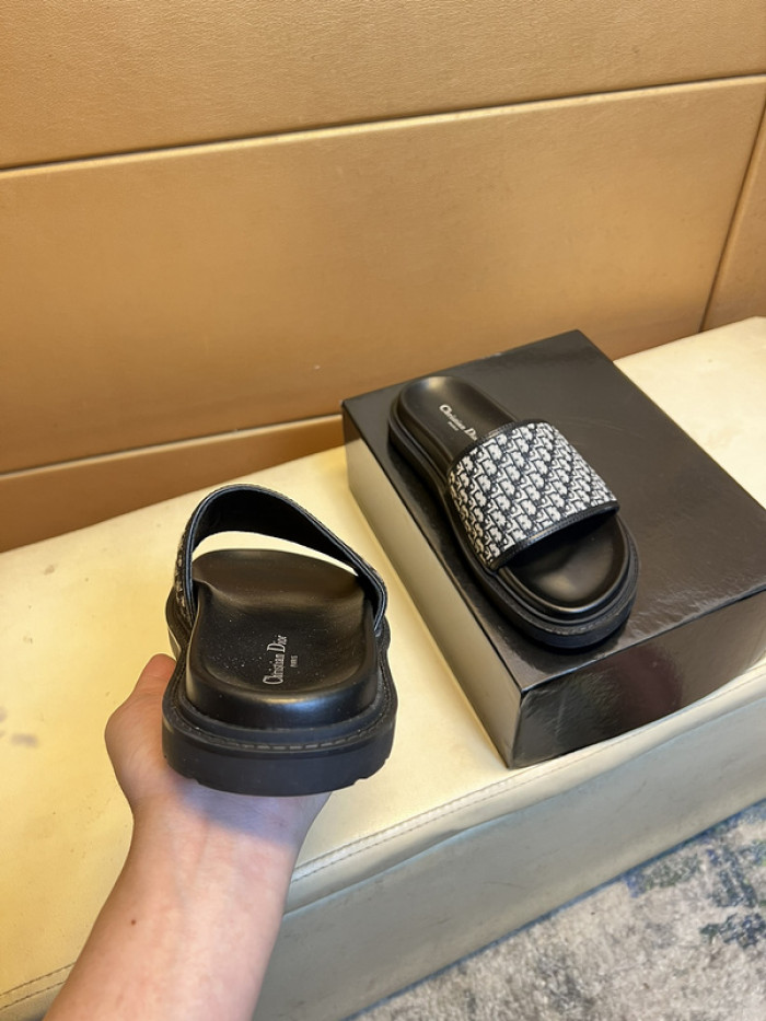 DIOR SLIPPERS DR258-017