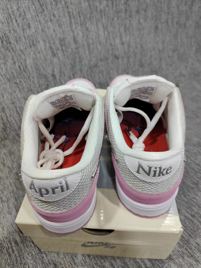 april skateboards x nike sb dunk low fd2562-401pink
