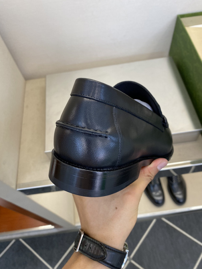 G*u*i1 loafers gu0613-069