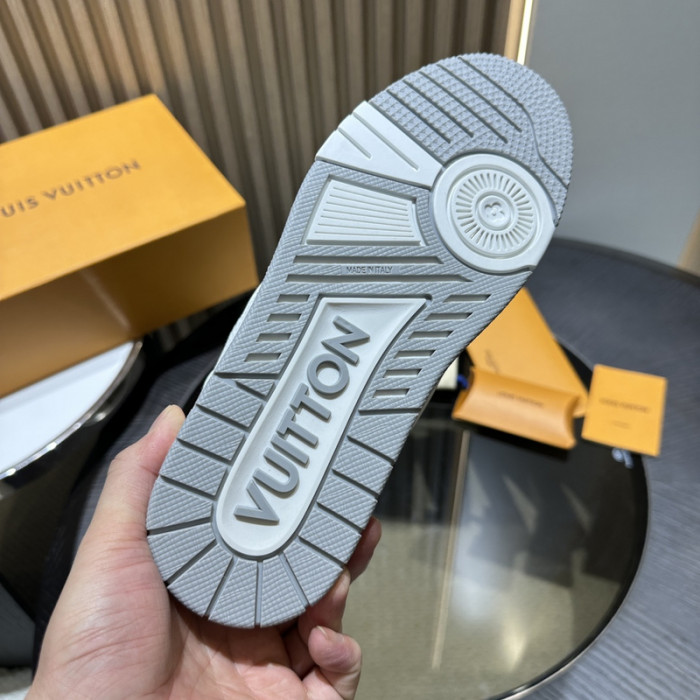 1V SNEAKERS 1V0425-156