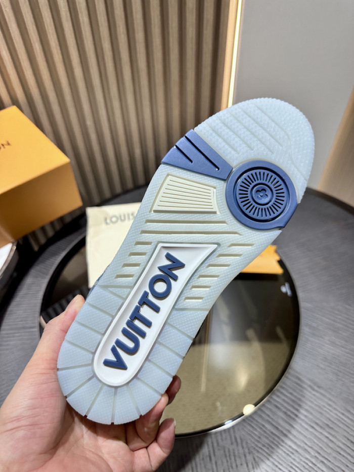 1V SNEAKERS 1V0425-168