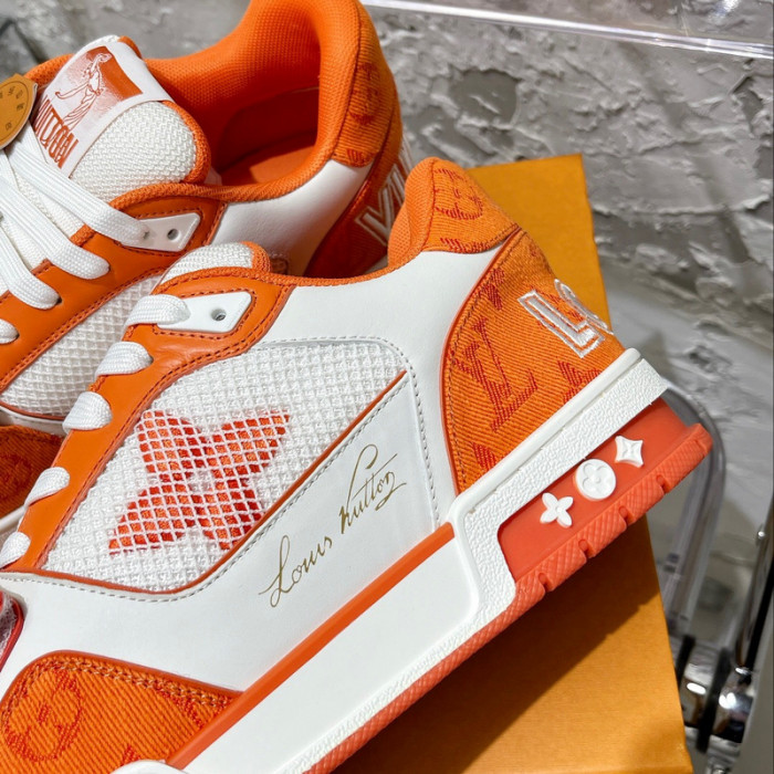 1V SNEAKERS 1V0425-197