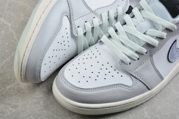 Air Jordan 1 Retro Low OG 