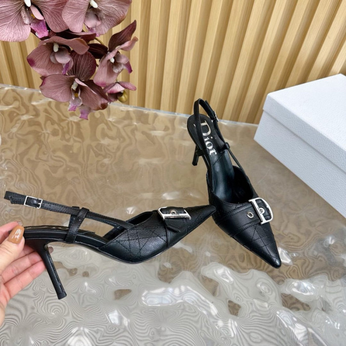 D10R SNEAKERS 8.5CM D896-136